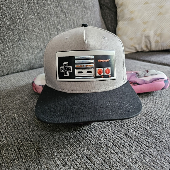 Nintendo Snapback Hat - Picture 1 of 7